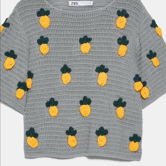 ⭐️HostPick🍍ZARA - 👑”Pineapple Princess” Sweater - Picture 4 of 4